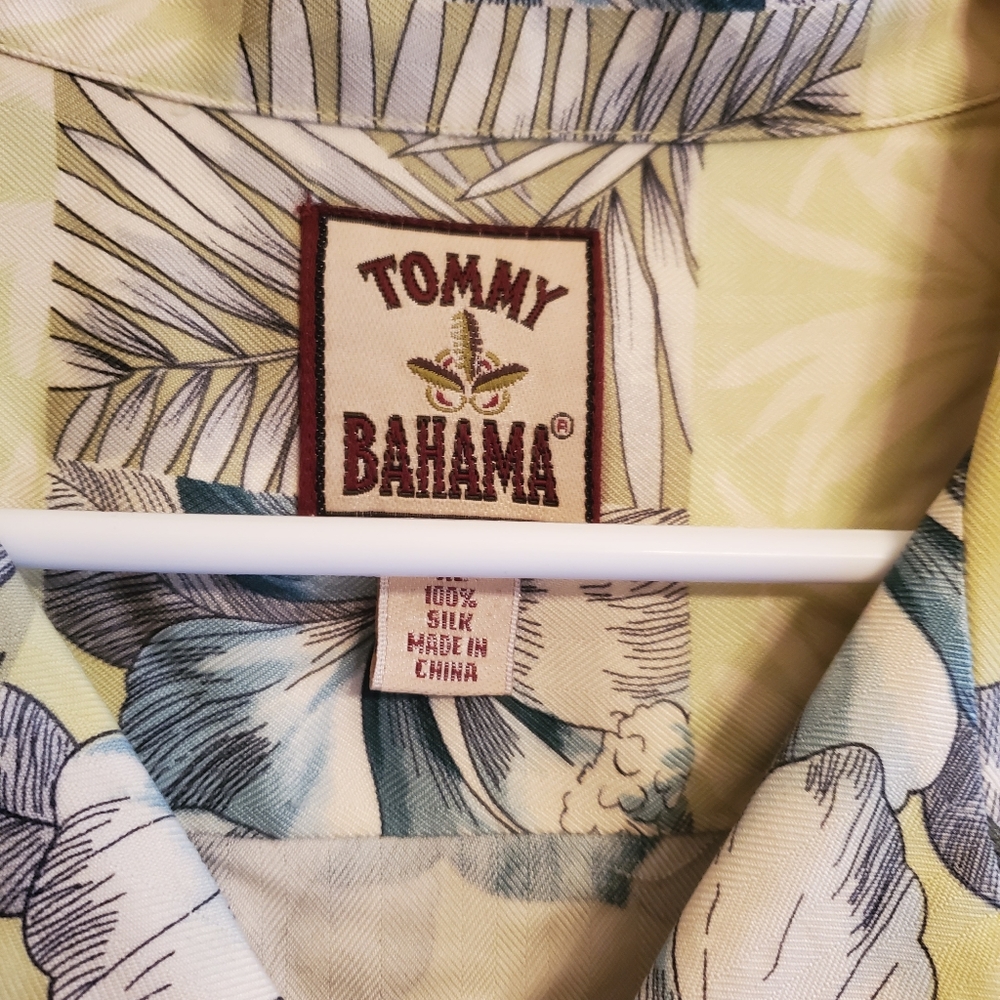 Tommy Bahama 100% Silk Floral Camp Shirt Sz XL - Picture 6 of 8